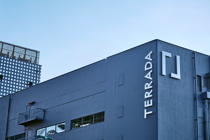 厳重なセキュリティ